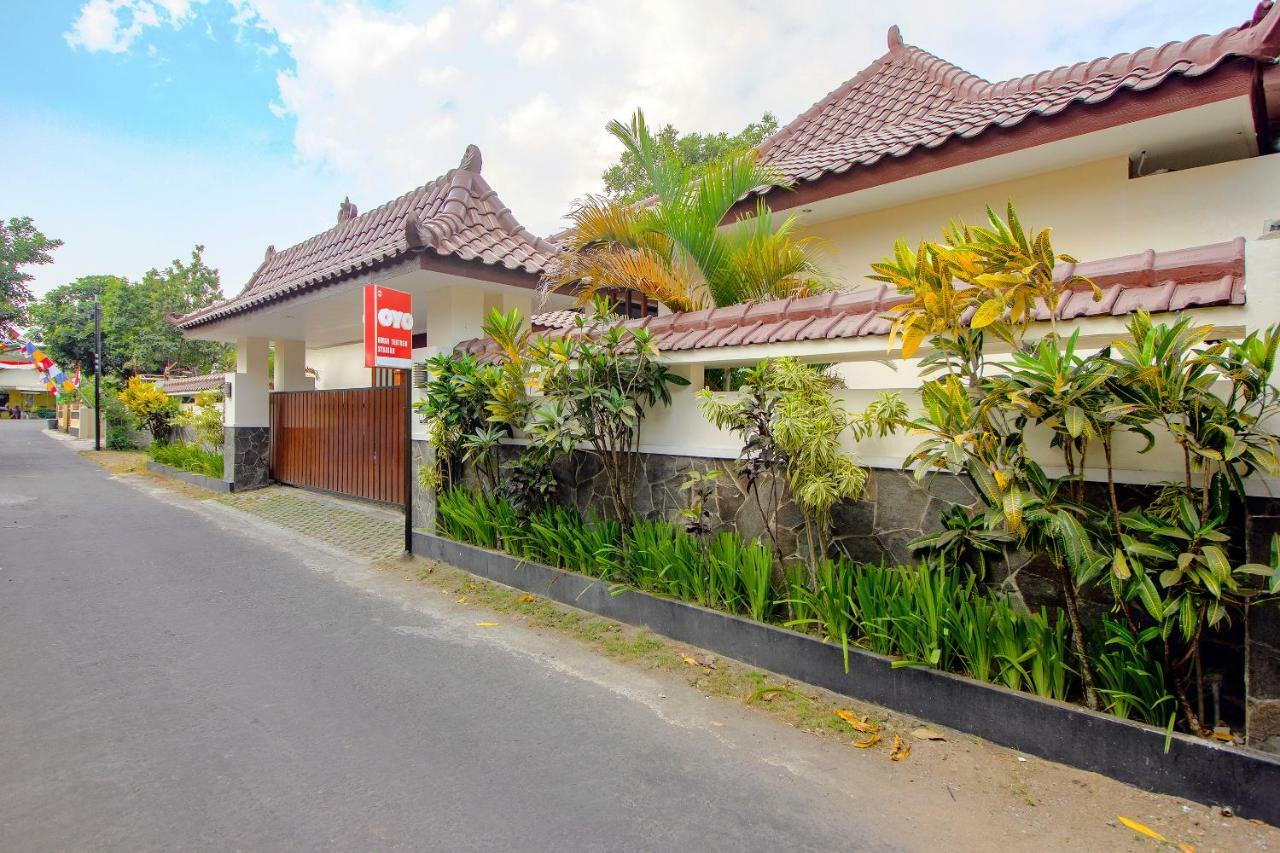 Oyo 1473 Omah Tentrem Syariah 2*